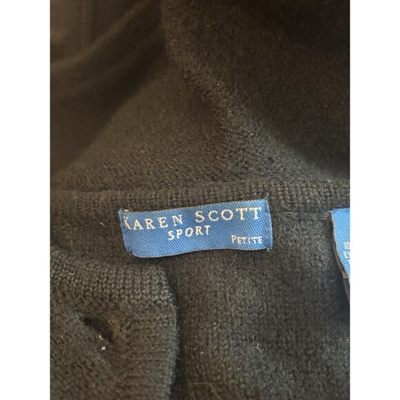 VTG Karen Scott Christmas Sweater Sz LP 100% Wool Black Trees Wreath Embroidered - Picture 7 of 7